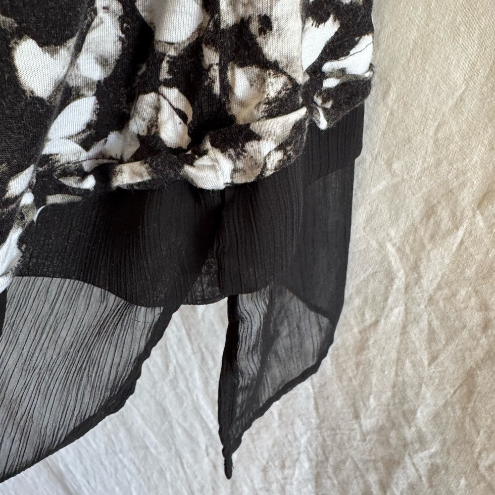 E-141 Simply Vera Vera Wang Black White & Gray Sleeveless Summer Blouse Size S - Picture 7 of 14